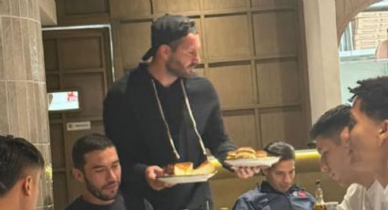 Gignac abre las puertas de su nuevo restaurante en San Pedro e invita a sus compañeros de Tigres