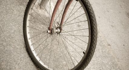 Ciclista muere tras ser atropellado por una camioneta en la carretera Santa Rosa