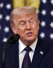Foto descriptiva de: Donald Trump ordena cautela en negociaciones con Irán