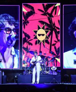 Noche Blanca con miles de personas en 5 kilómetros de arte