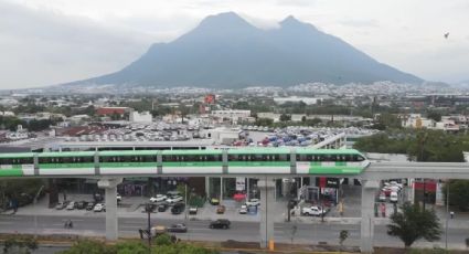 Samuel García regresa de Europa y realiza prueba del monorriel de la Línea 6 del Metro
