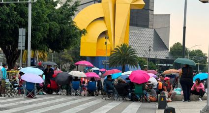 CNTE mantiene bloqueado Paseo de la Reforma tras suspender diálogo