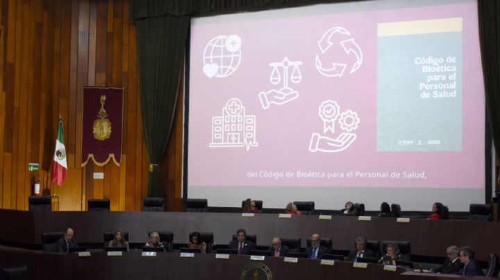 David Kershenobich presenta el nuevo Código de Bioética para el Personal de Salud