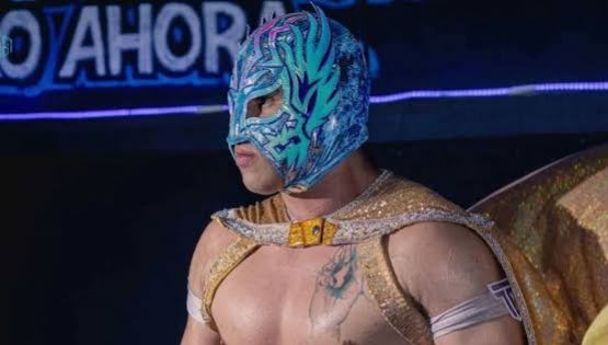 Luchador Tempo muere atropellado tras caer de motocicleta