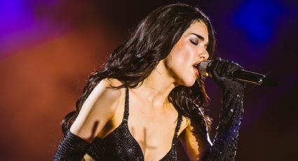 Kenia Os le cumple a fans con "Rojo Versace" y presencia pedida de matrimonio en Monterrey