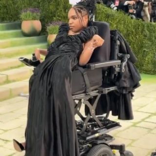 Met Gala 2026: ¿Quién es Aaron Rose Philip?