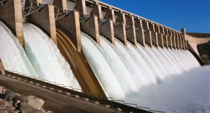 Extraen agua de la presa El Cuchillo hasta 1,500 litros por segundo para riego