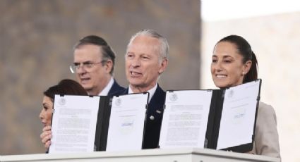 Frente al T-MEC, Sheinbaum firma decretos para agilizar la economía