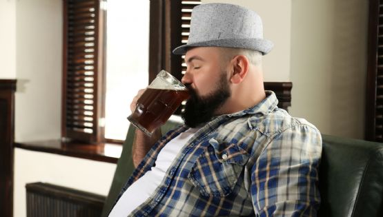 ¿Bajas de peso y dejas de beber? Científicos hallan fármaco
