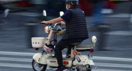 Scooters y bicis eléctricas deberán tener placas en CDMX