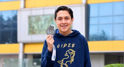Alumno de CIDEB UANL gana plata en Olimpiada Mexicana de Economía