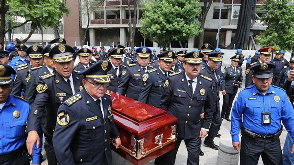 La Fiscalía CDMX ha logrado sentencias para individuos que han atacado con armas de fuego oficiales de Policia.