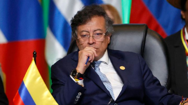 Ordenan suspender a Gustavo Petro de la presidencia de Colombia