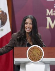 Foto descriptiva de: ¿Por qué eligieron a Salma Hayek como embajadora para el Mundial?