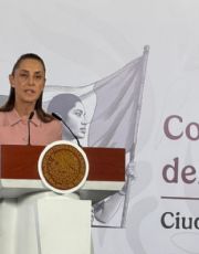 Foto descriptiva de: Reforma educativa: El plan de Sheinbaum para consultar a maestros