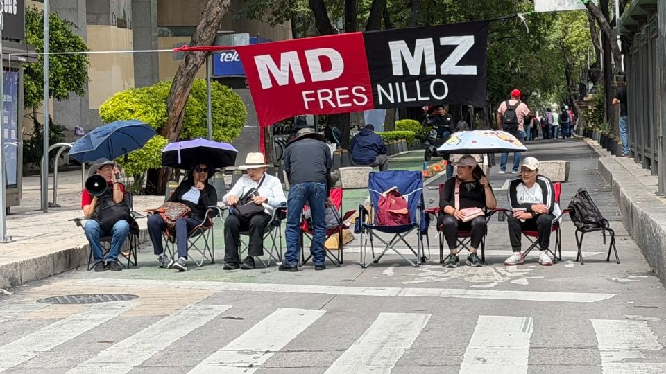 Integrantes de la CNTE continúan con movilizaciones.