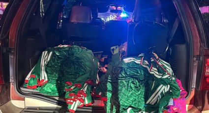 Detienen a cinco personas con 54 jerseys presuntamente robados en San Pedro
