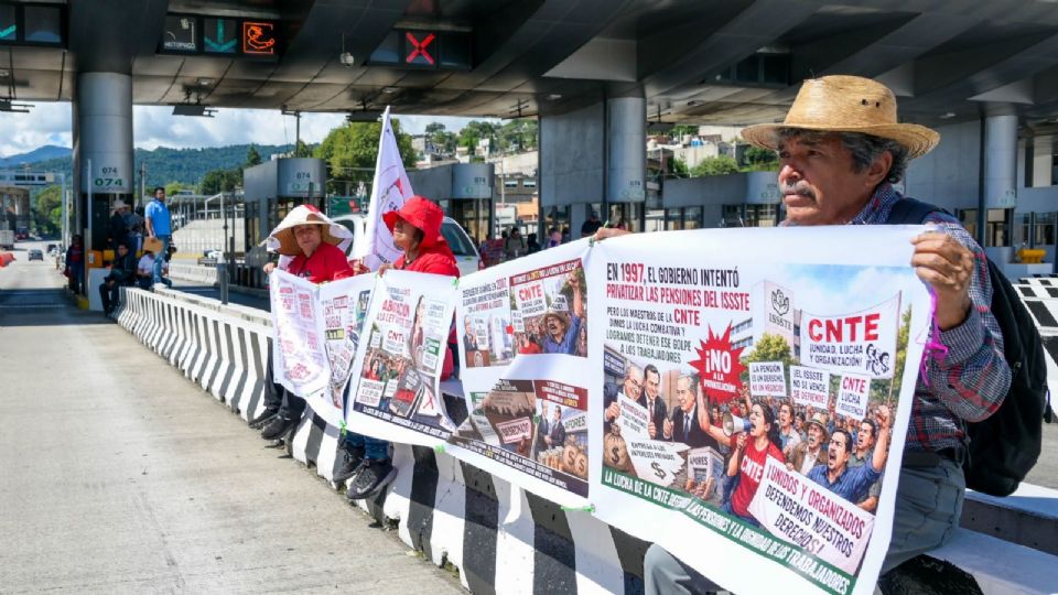 La CNTE concluyó su jornada de protesta en las casetas de cobro de tres autopistas en el Valle de México.