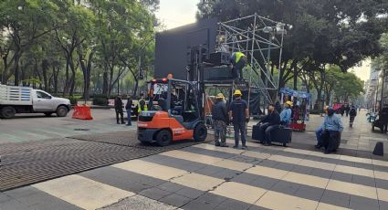 Instalan pantalla mundialista en la avenida Juárez