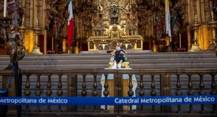 Instalan Niño Dios Mundialista en la Catedral Metropolitana