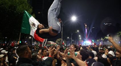 Fiesta tricolor invade el Ángel
