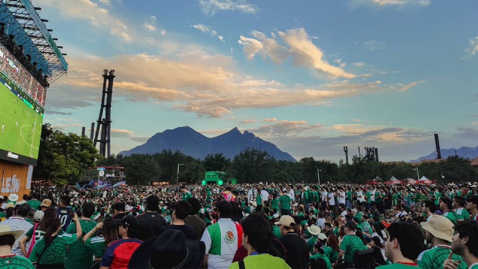 El FIFA Fan Festival en el Parque Fundidora de Monterrey sufrió afectaciones tras las fuertes lluvias de este viernes.