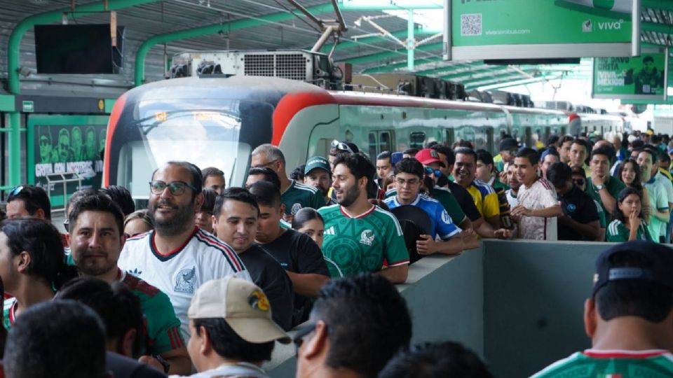 Metrorrey extenderá su horario de servicio hasta la madrugada y ofrecerá viajes gratuitos en el tramo Exposición–Y Griega.