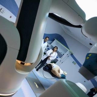 Salva IMSS ojo de paciente con innovador tratamiento