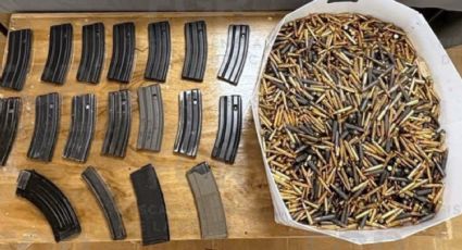 Cae conductor con armas y miles de municiones ocultas en retén de Galeana, Nuevo León