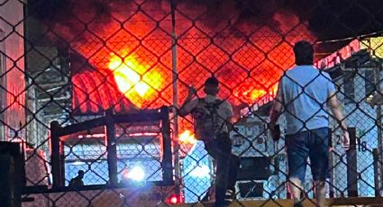 VIDEOS | Incendio cerca del mercado Jamaica provoca intensa movilización