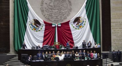 Arremeten diputados federales de Morena contra Fox y Calderón