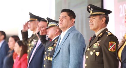Ricardo Gallardo niega contrato personal con Roger Stone