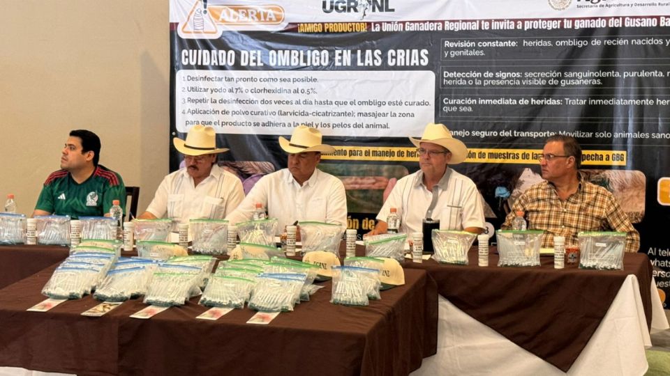 Nuevo León registra 423 casos de gusano barrenador y analiza el uso de perros entrenados para detectar la plaga.