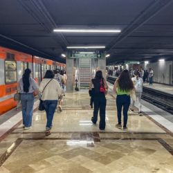 Restablecen servicio en Línea 2 de base a base solo hasta las 22:00 hrs