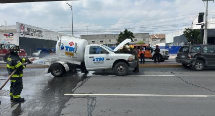 Choca pipa y otros dos vehículos en Guadalupe; provocan fuga de gas