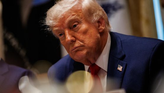 Trump sorprende al publicar polémico video IA con Claudia Sheinbaum