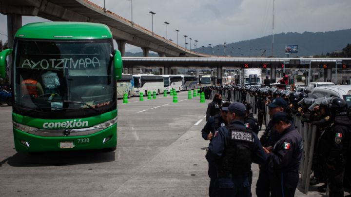 Impiden el acceso a la CDMX a los padres de Ayotzinapa
