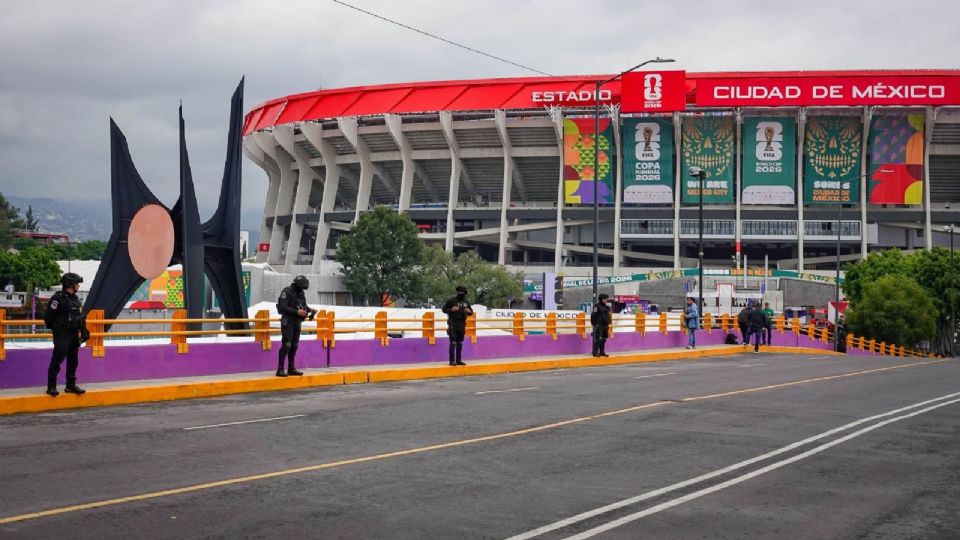 Juez concede suspensión a Grupo Ollamani e impide acceso a palcohabietes al estadio Ciudad de México.
