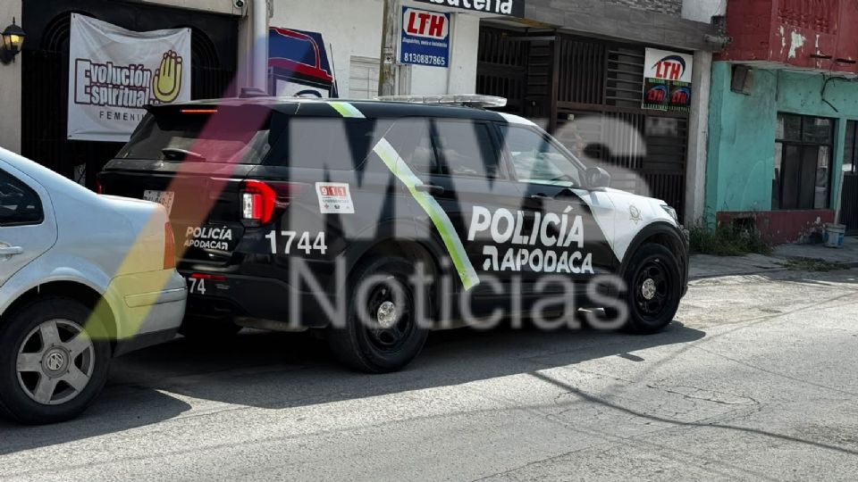 Agentes ministeriales y peritos realizaron las investigaciones en un centro de rehabilitación de Apodaca.