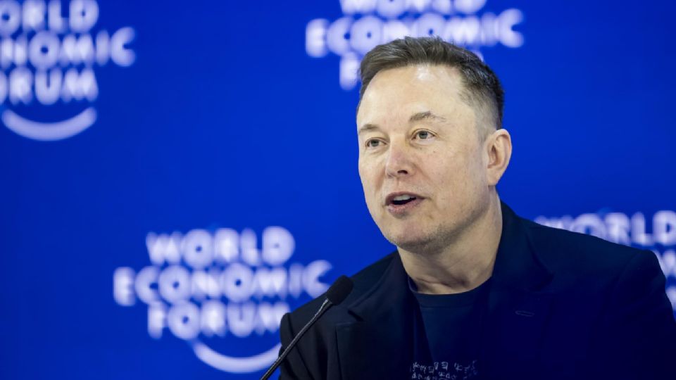 Elon Musk negó estar trabajando en este dispositivo.