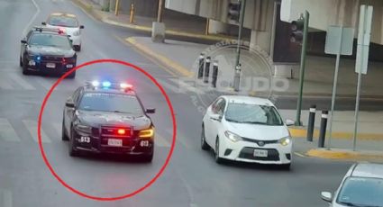 Tránsito de Monterrey lleva de urgencia a adulto al Hospital Universitario | VIDEO
