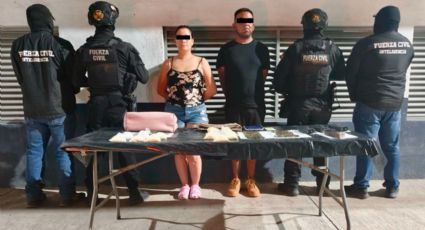 Caen hombre y mujer con droga y cargadores en Monterrey