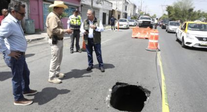 Cierran vialidad en Escobedo tras formación de socavón