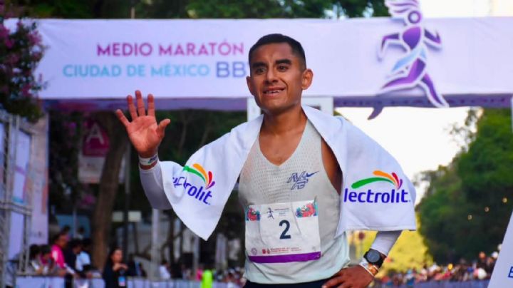 Mexicano Jorge Cruz sube al podio del Medio Maratón CDMX 2026