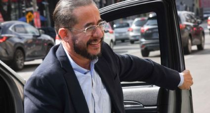Hugo Eric Flores dejará la curul en San Lázaro