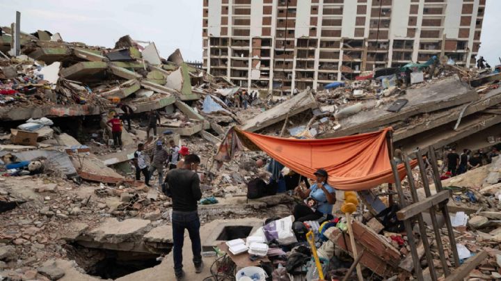Doble sismo en Venezuela deja más de 4 mil 700 muertos