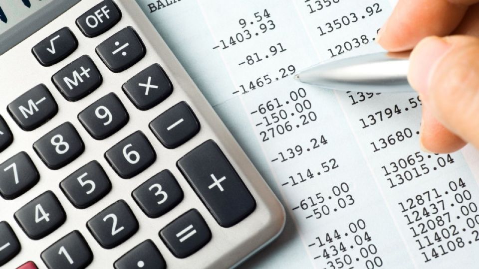 El Contralmirante argumentó que debía permitírsele disponer libremente de los recursos que considera de origen legítimo.