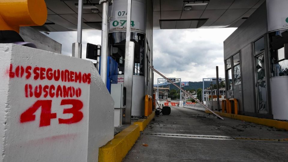 Un nuevo informe que deslinda al Ejército de la desaparición de los 43 estudiantes.