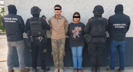Capturan a pareja con arsenal de armas en Sabinas Hidalgo