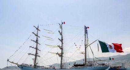 Zarpa el 'Embajador y Caballero de los Mares' con 147 cadetes a bordo